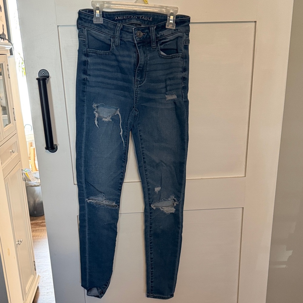 American Eagle Outfitters Women's Dark Blue Ripped Skinny Jeans